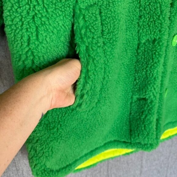 Eaves Signy Green Faux Shearling Lime Interior Reversible Oversized Shacket - Picture 7 of 13